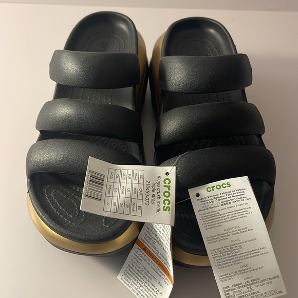 NWT Crocs Mega Crush Metallic Triple Strap Mules. Black & Gold. Size 8 - Picture 8 of 13